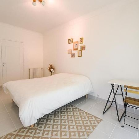 Charmant Logement Plein Pied Au Coeur Du Village Castelculier Exteriér fotografie