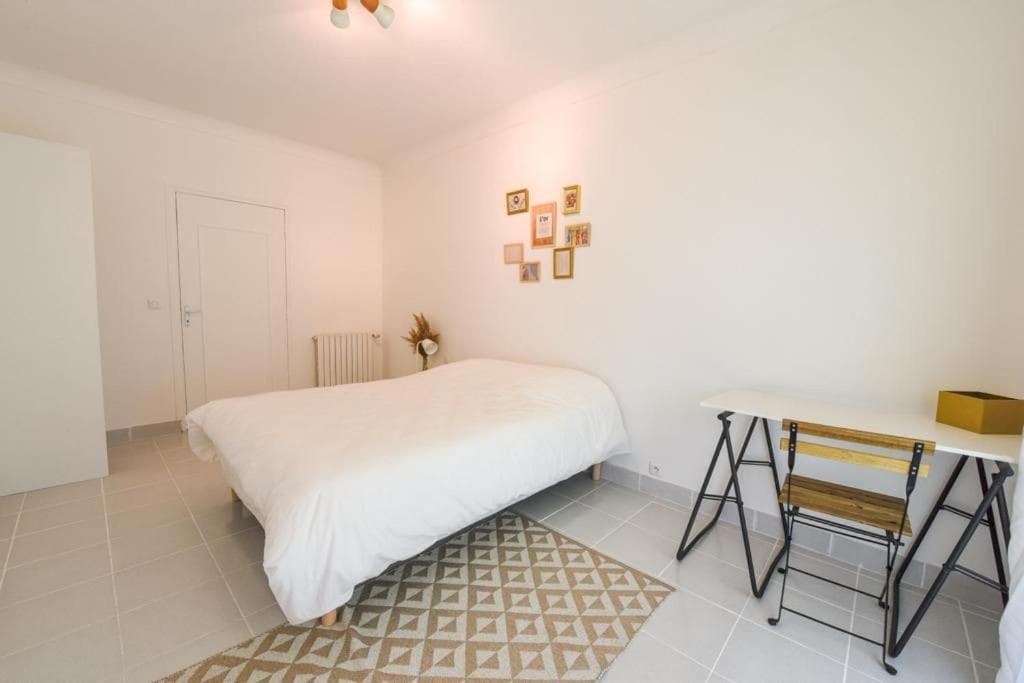 Charmant Logement Plein Pied Au Coeur Du Village Castelculier Exteriér fotografie